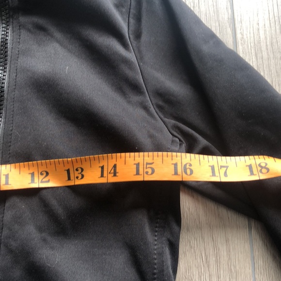 Bench Black Zip Front Jacket - Picture 4 of 6